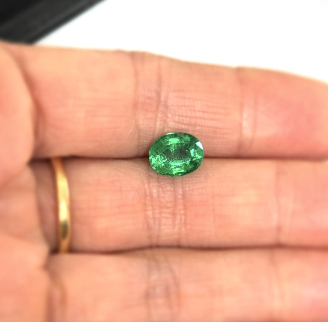 Emerald 1.68ct Oval