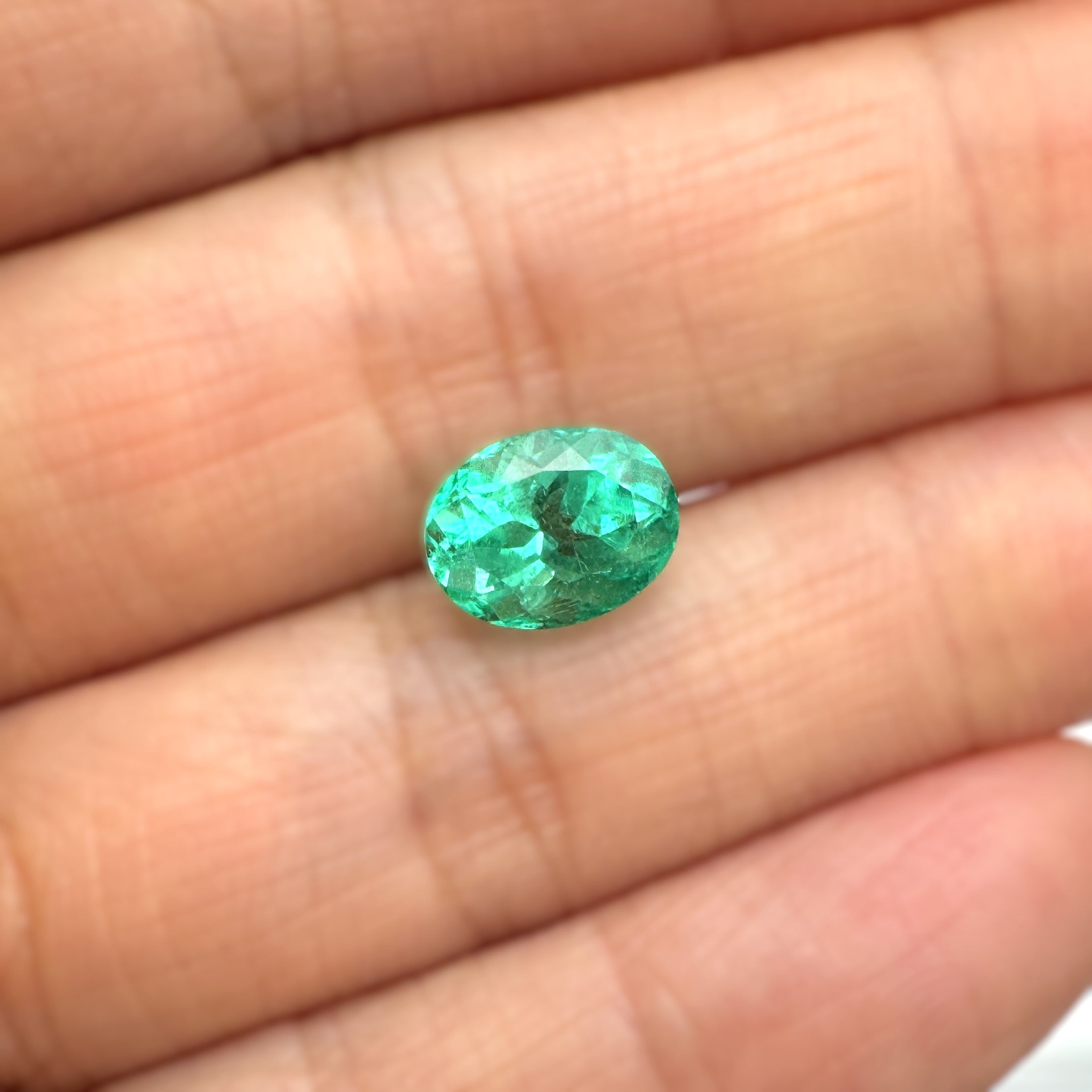 Emerald 2.09ct Oval