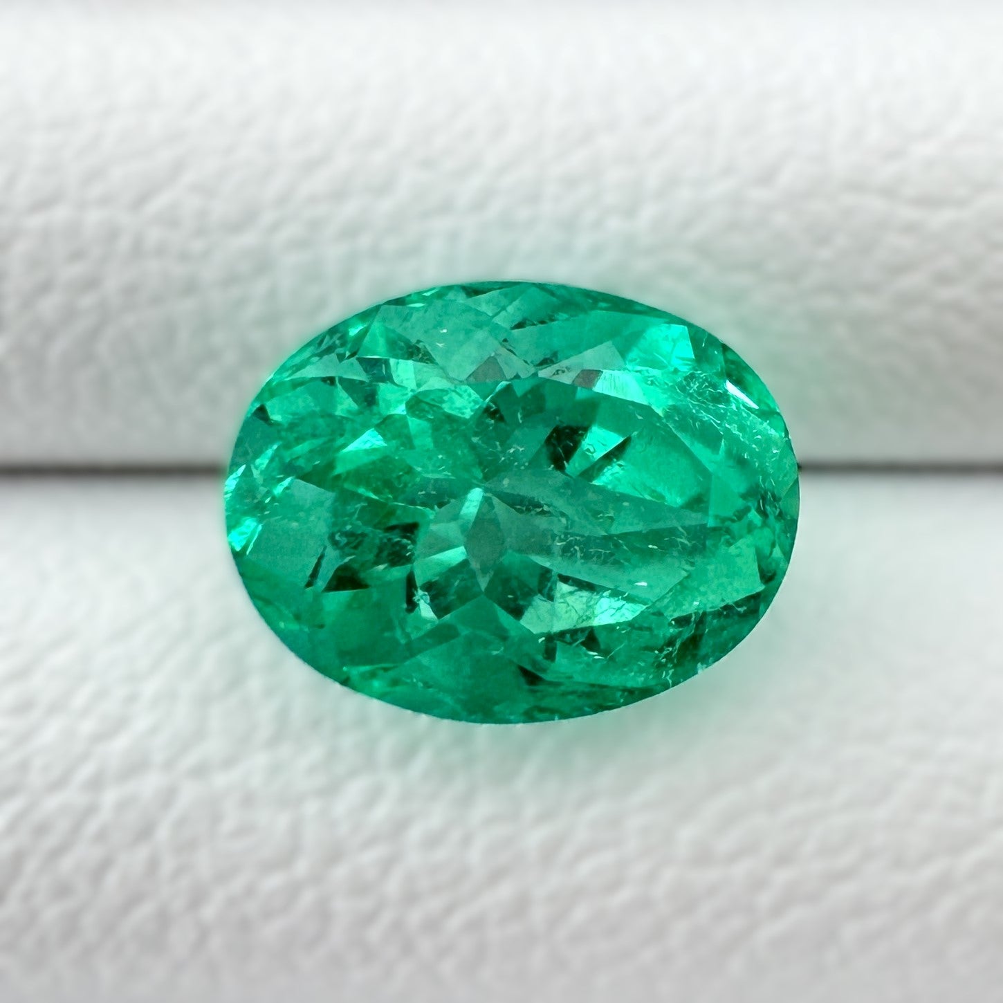 Emerald 2.09ct Oval