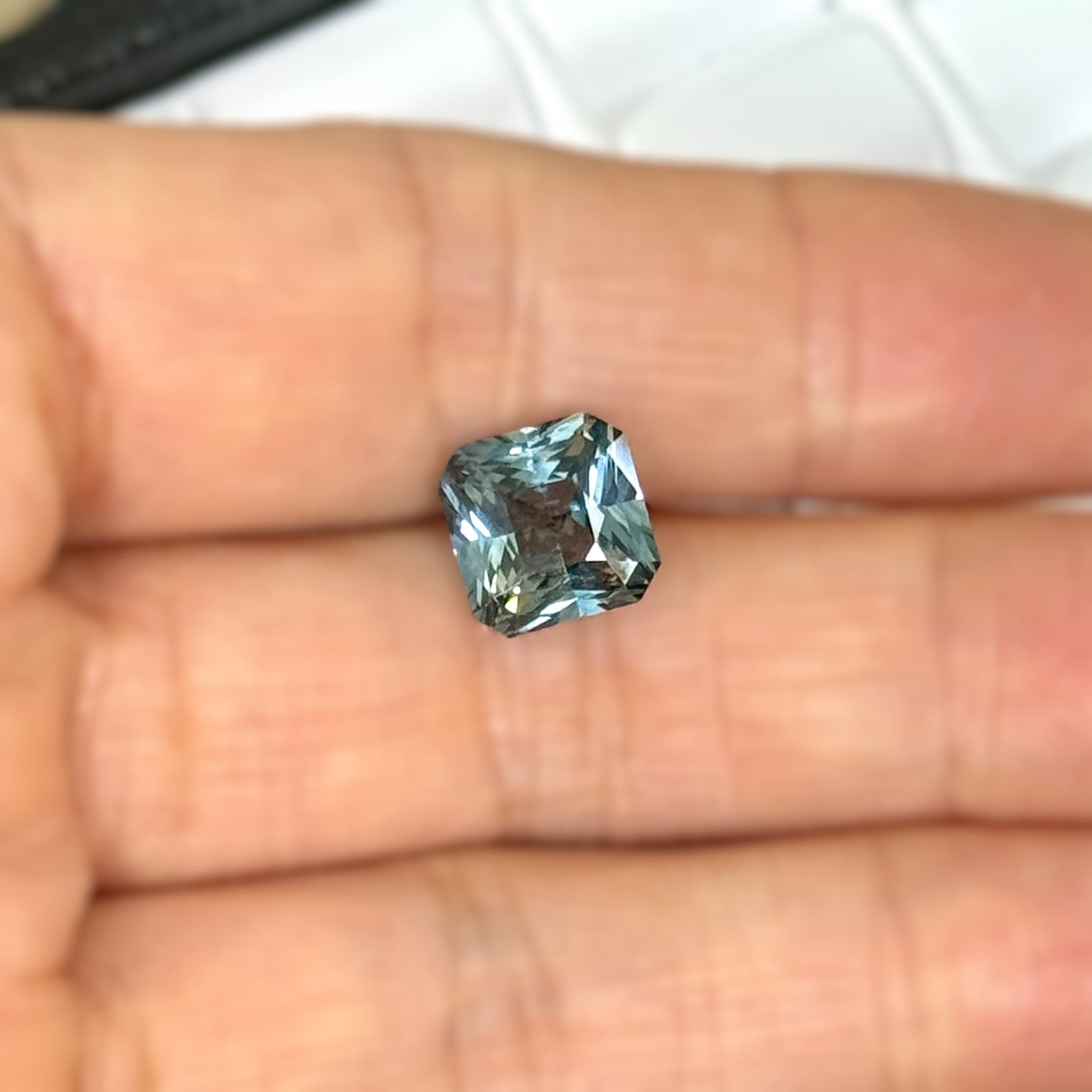Green Sapphire 5.01ct Radiant