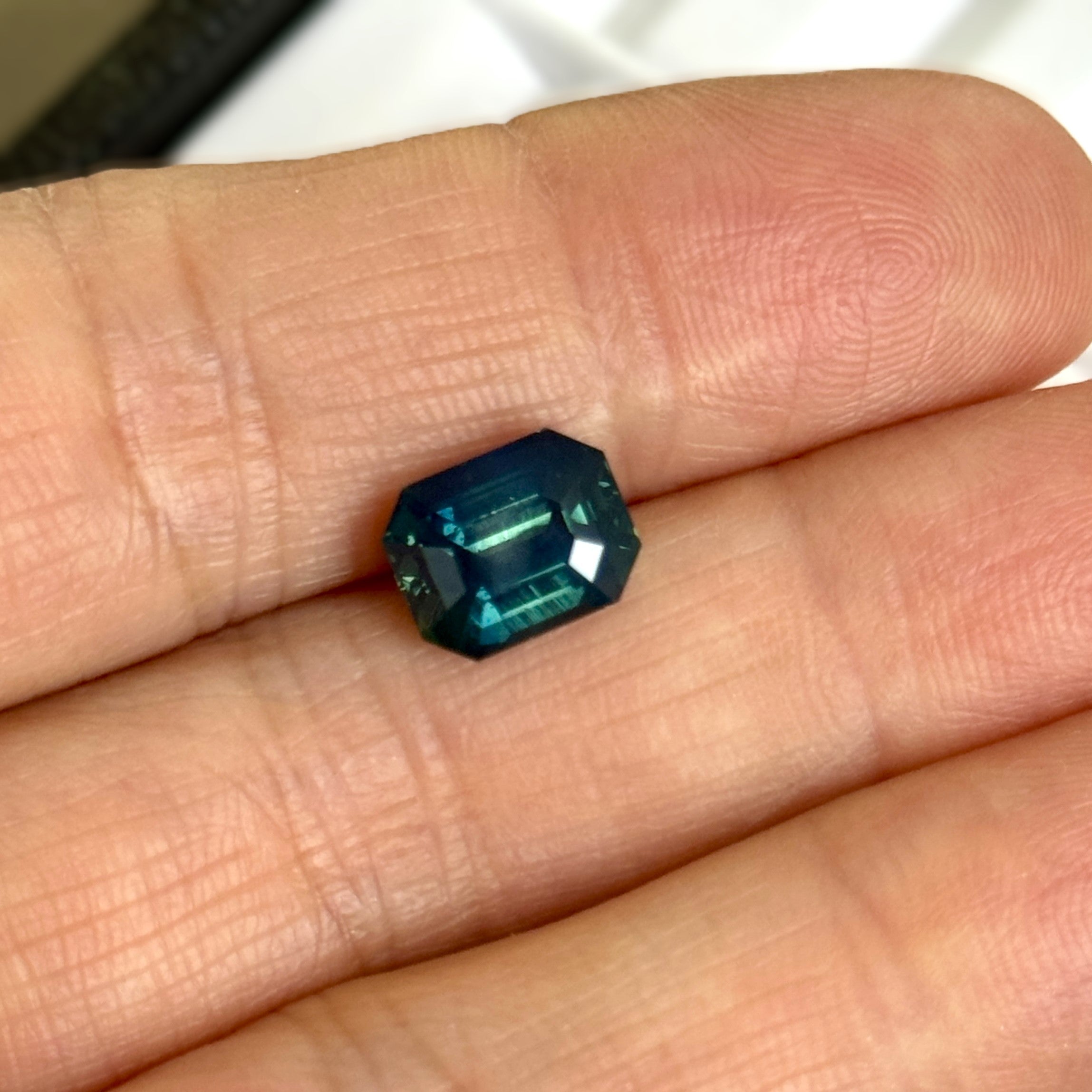 Green Sapphire 3.59ct Octagonal