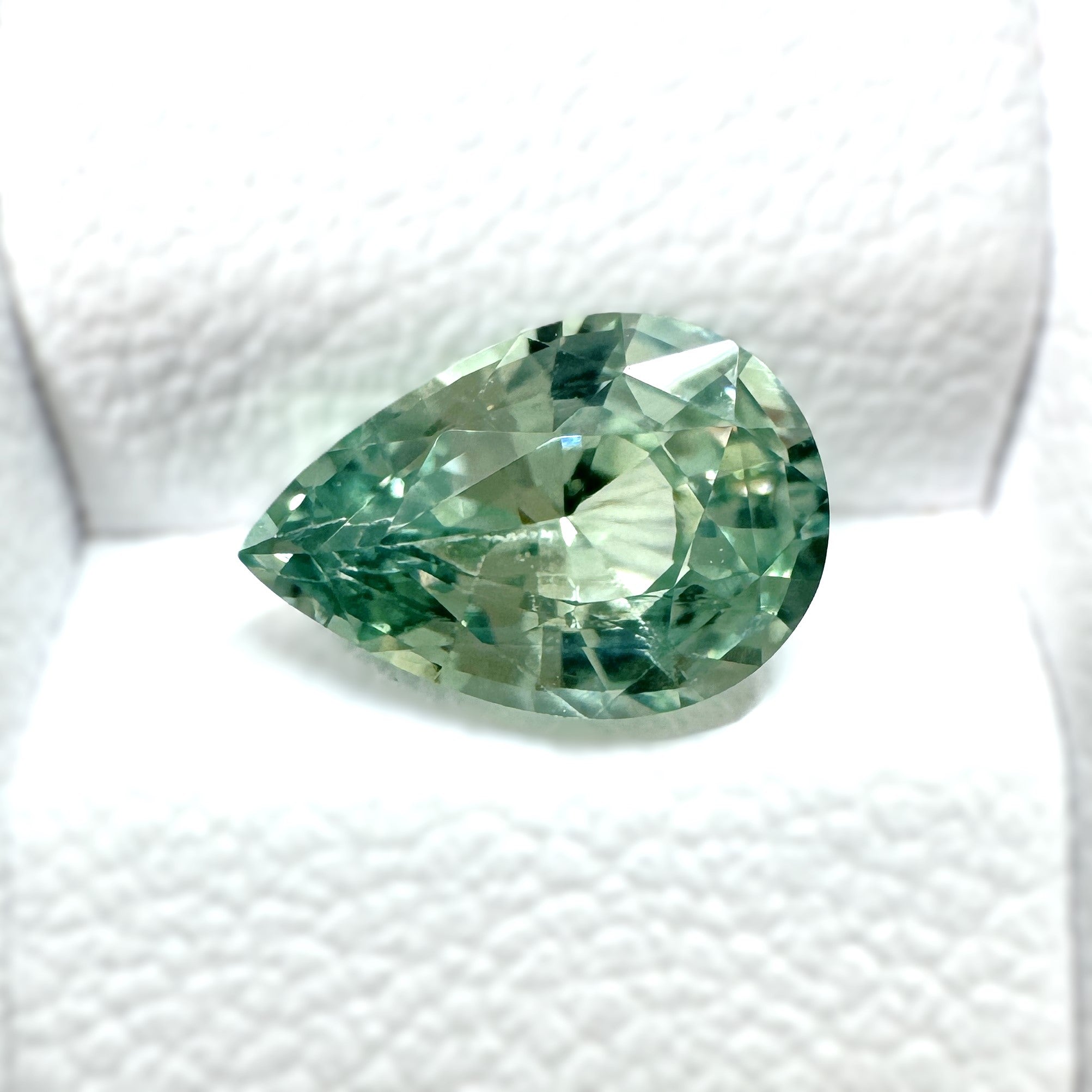 Green Sapphire 1.68ct Pear