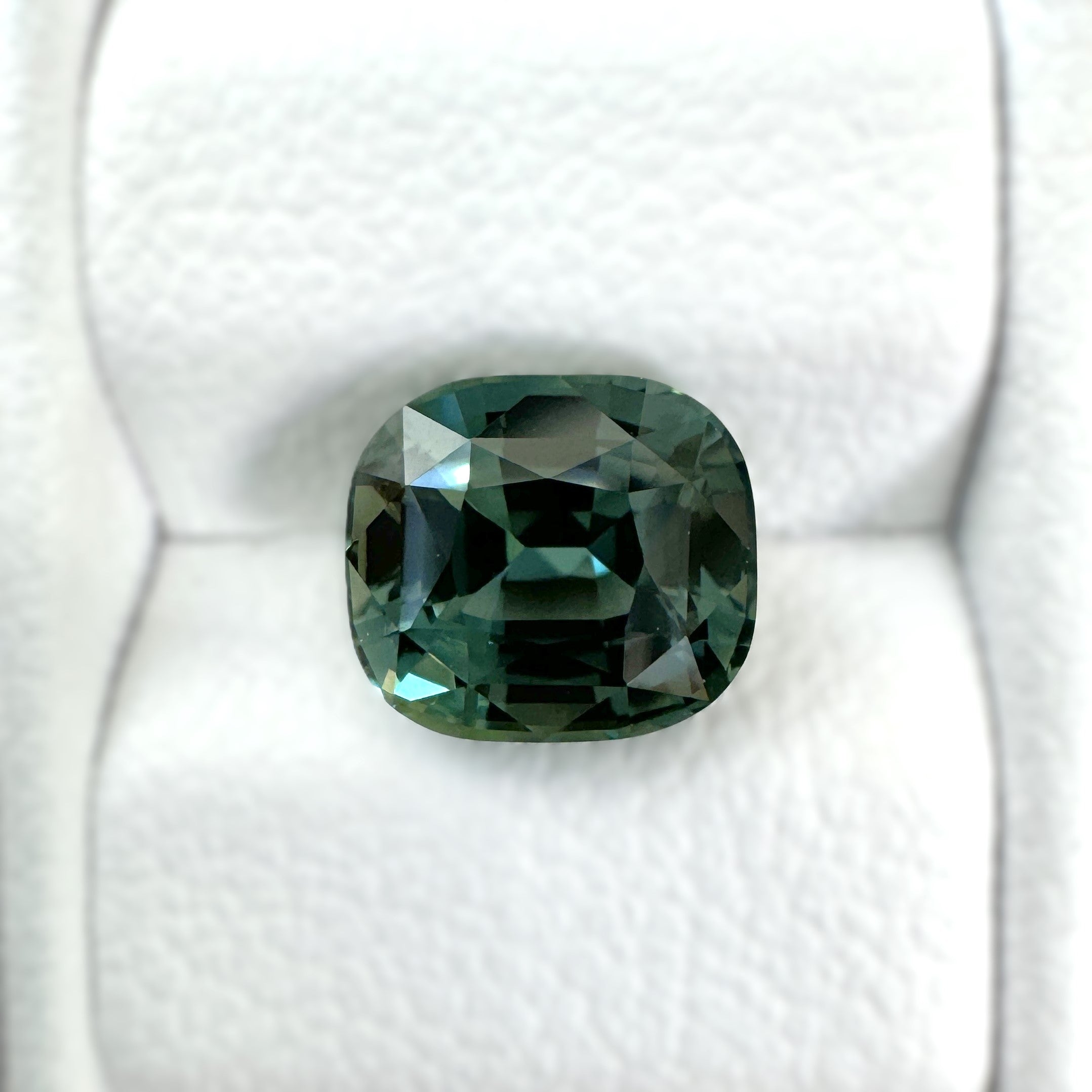 Green Sapphire 2.12ct Cushion