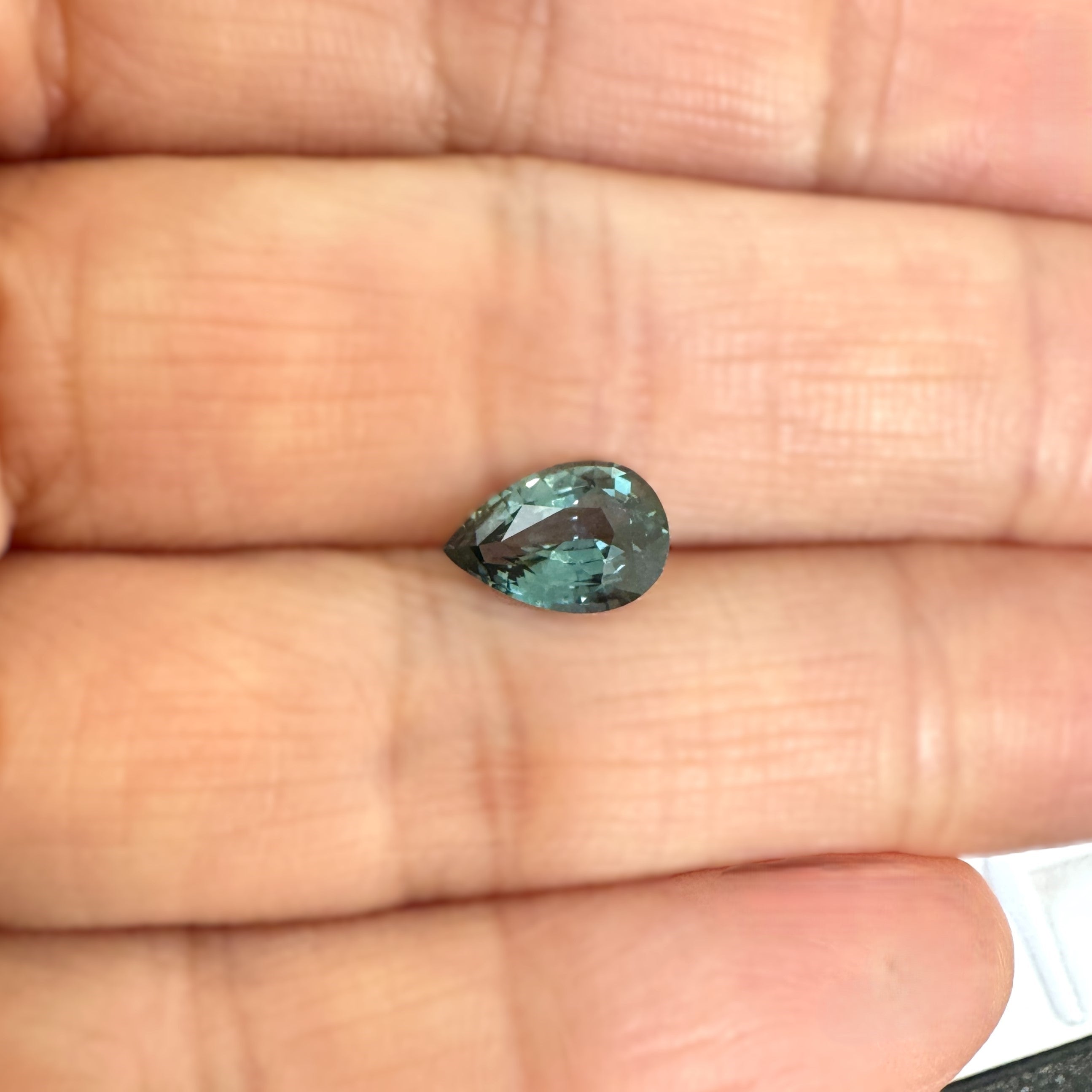 Green Sapphire 1.49ct Pear