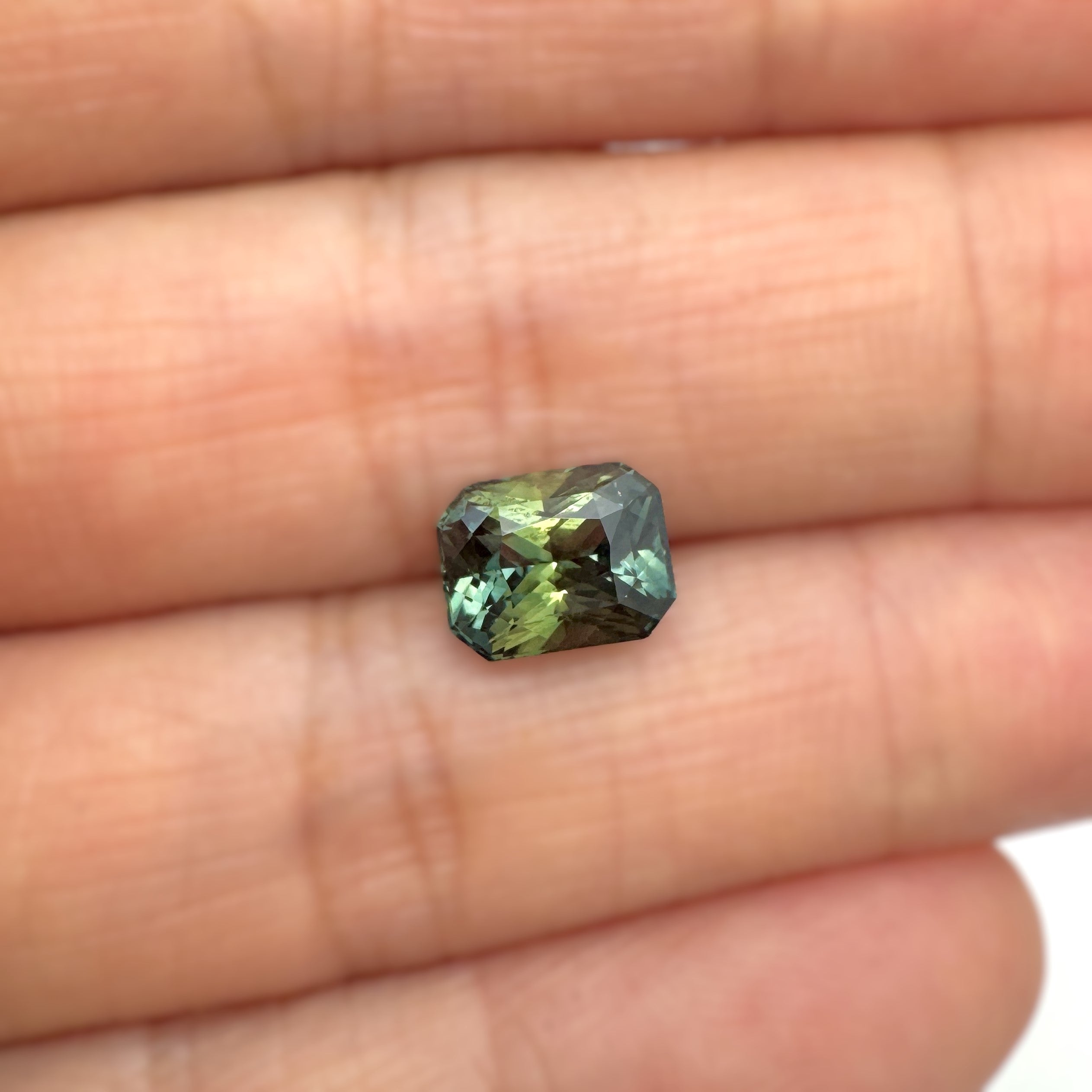 Green Sapphire 2.53ct Radiant