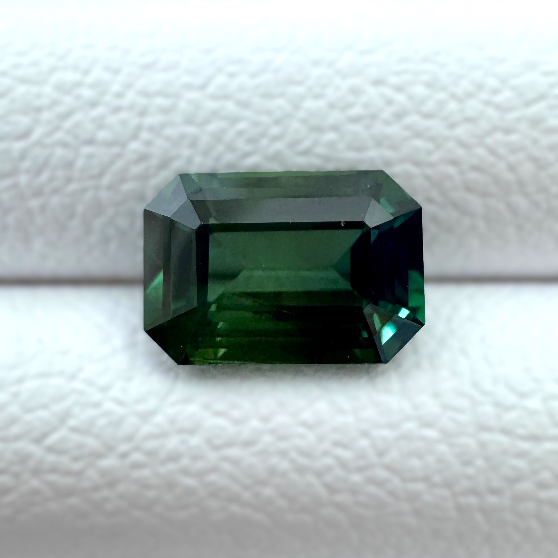 Green Sapphire 1.58ct Octagonal