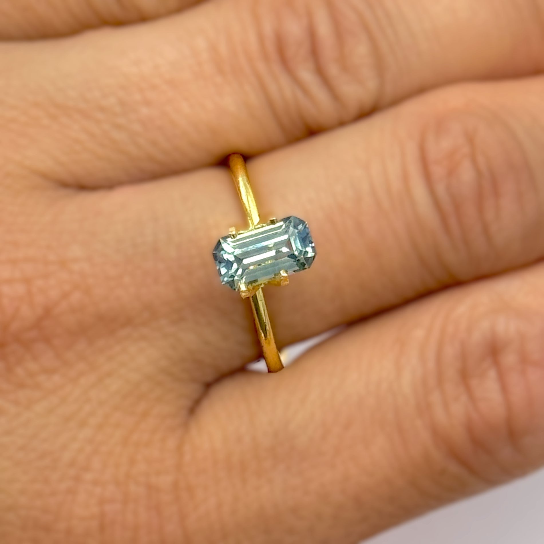 Green Sapphire 1.51ct Octagonal