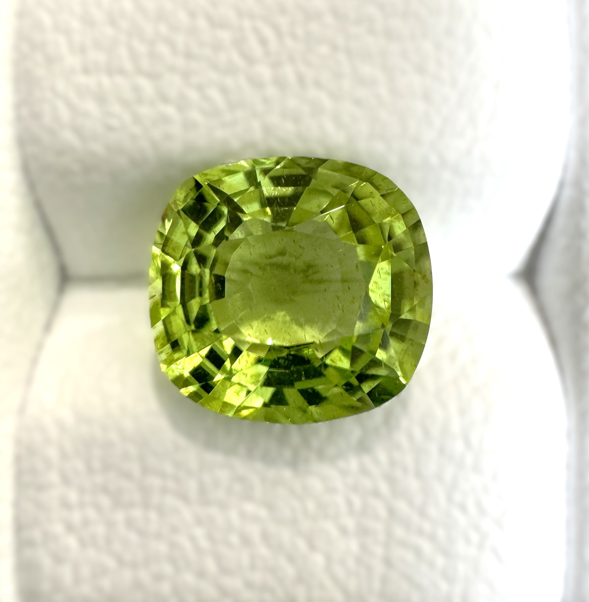 Peridot 1.98ct Cushion