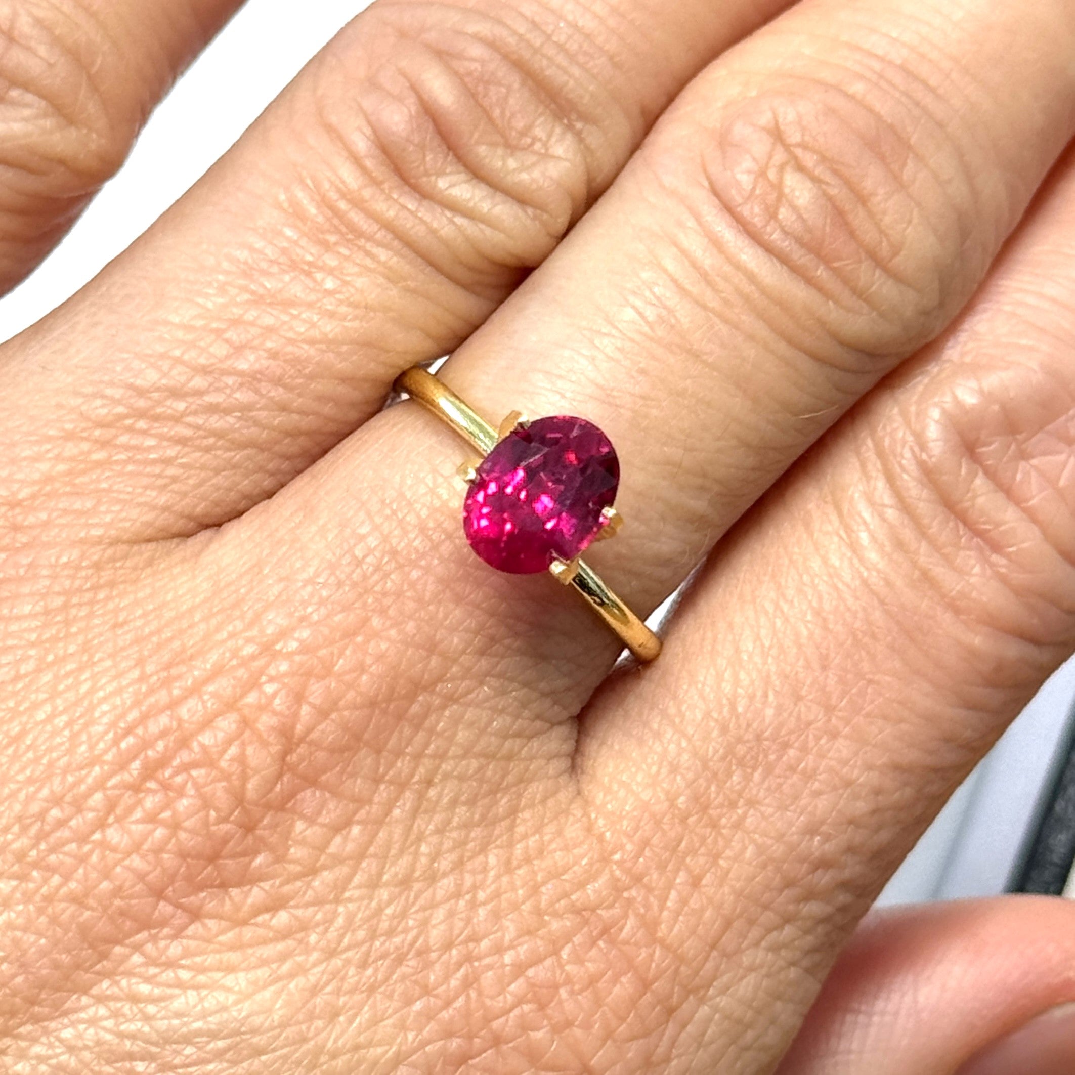 Ruby 2.21ct Oval