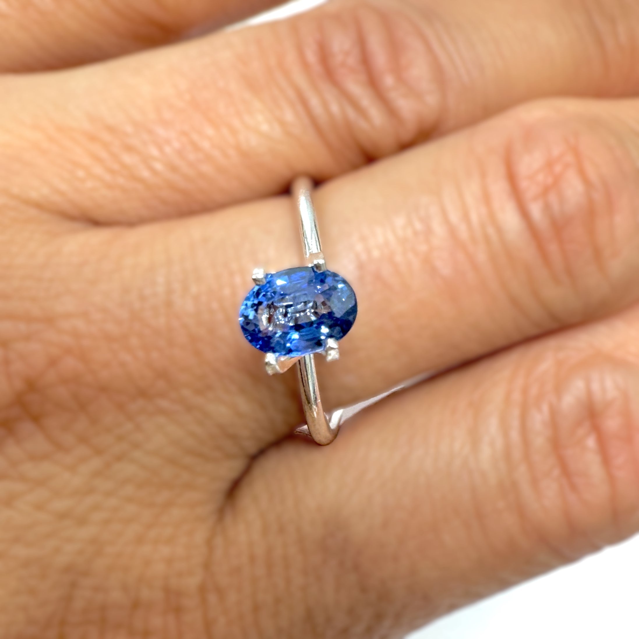 Blue Sapphire 1.05ct Oval