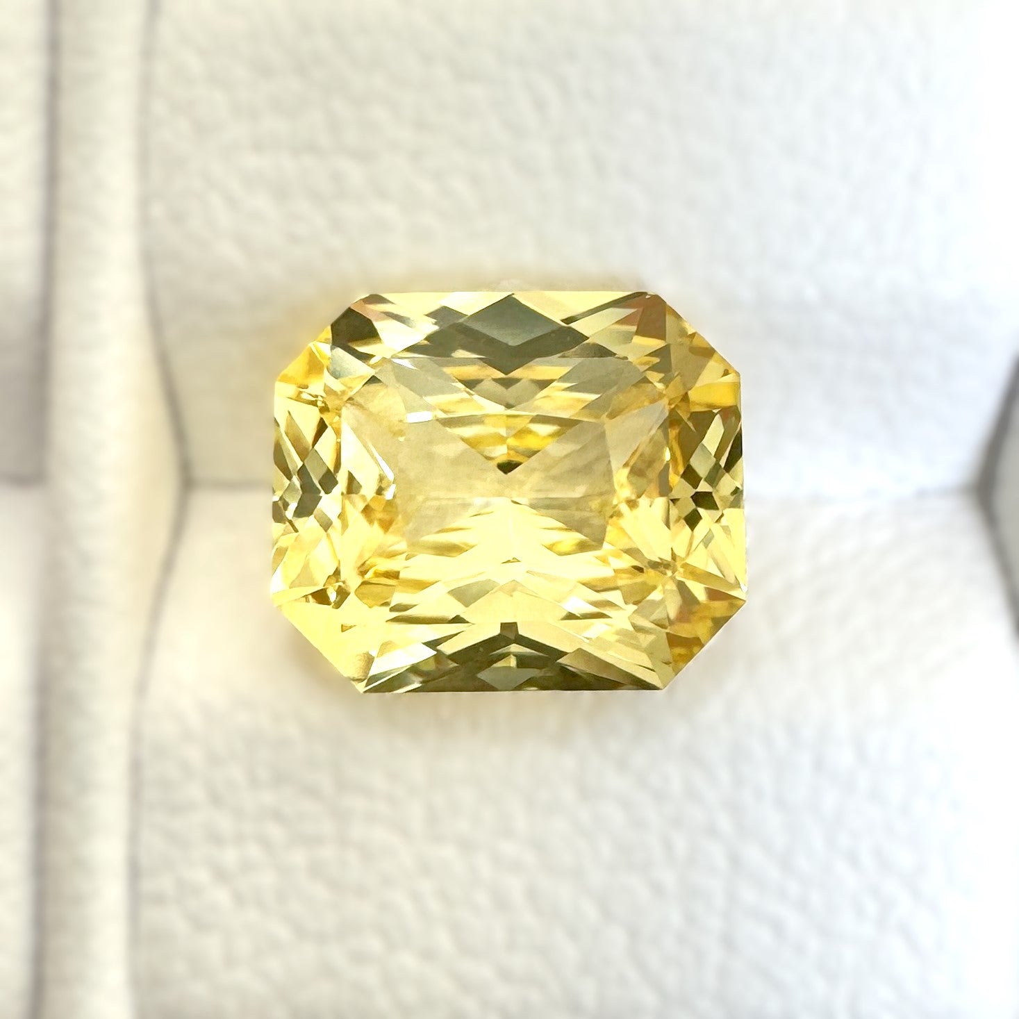 Yellow Sapphire 3.04ct Radiant